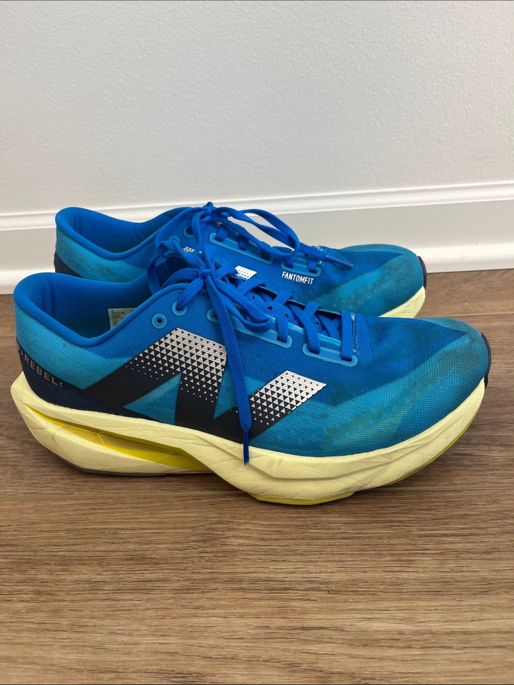 New Balance Men’s Rebel v4 Running Shoes size 10.5